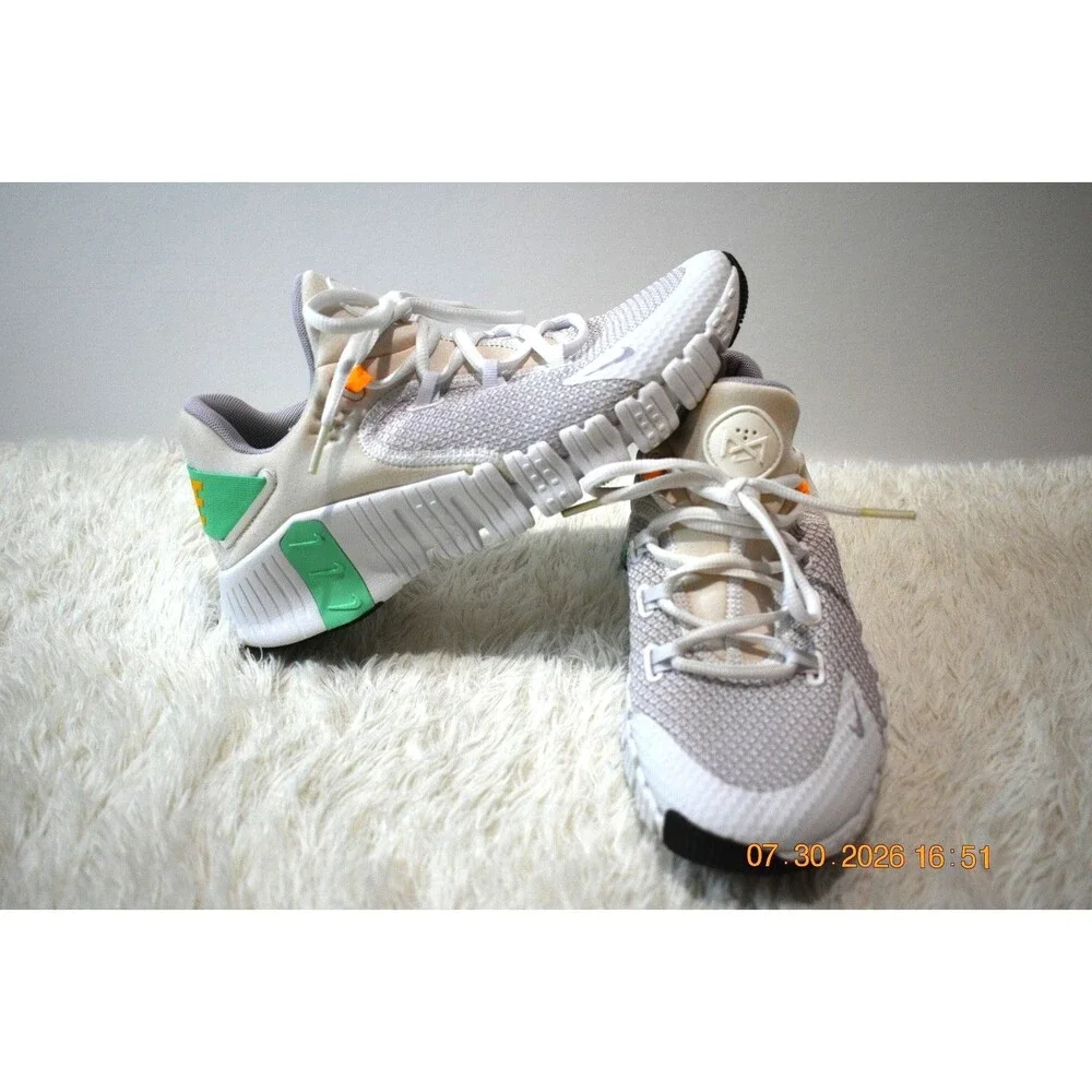 Nike Free Metcon 4 'White Green Glow' Training Shoe (CZ0596-135) Women's Size 9